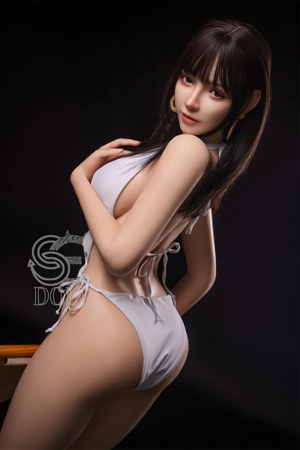 Diana - 165cm (5'5'') C-Cup Silicone pro 79lbs